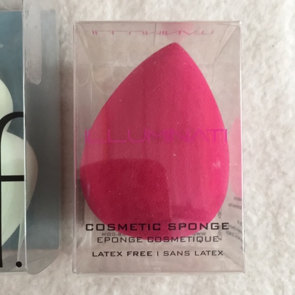 New Bundle Of 2 Liquid/Cream Make-Up Sponges Elf/Illuminati - Picture 2 of 5